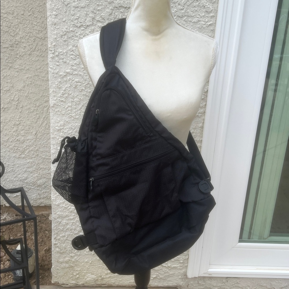 AmeriBag Unisex Large Black Nylon Healthy Back Messenger Backpack Bag